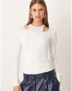 Белый лонгслив с длинными рукавами и накладным элементом Mango