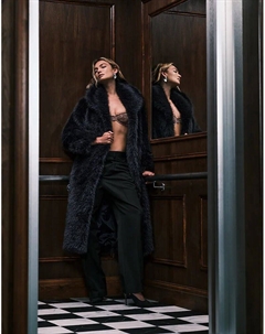 Длинная шуба из искусственного меха с поясом темно-синего цвета Asos design