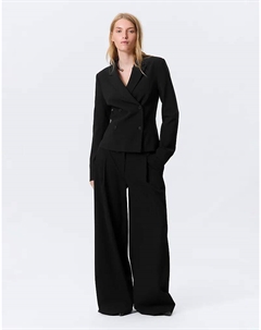 Приталенный двубортный пиджак черного цвета Weekday