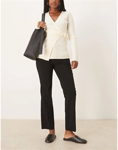 Укороченные брюки строгого кроя черного цвета Mango