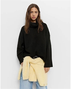 Мягкий трикотажный джемпер с высоким воротом черного цвета Pull & bear