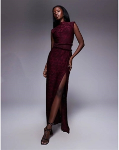 Платье макси с высоким воротом, отделкой "деворе" и прозрачной вставкой бордового цвета Asos design