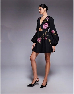 Мини-платье с вырезами и цветочной вышивкой черного цвета Asos design