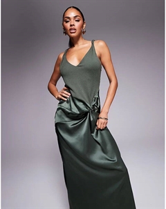 Платье миди с перекрученными бретелями, ребристым лифом и юбкой из атласного узла цвета хаки Asos design