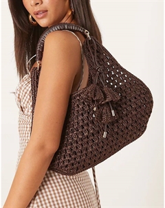 Сумка крючком с подвеской-цветком коричневого цвета Mango