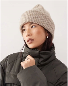 Объемная шапка-бини из смеси шерсти дни бежевого цвета Weekday