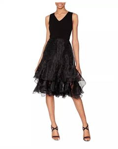 Женское платье с V-образным вырезом без рукавов, силуэт "приталенный-клеш" White tie by shani