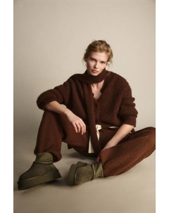 Ботинки-угги замшевые с вышивкой Befree