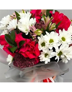 Букет с французскими розами и хризантемами Podarok – ideal там, где рождаются улыбки