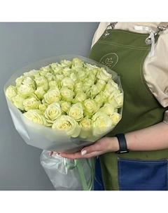 Букет из 51 белой розы Кения 40см Шарландия гринландия