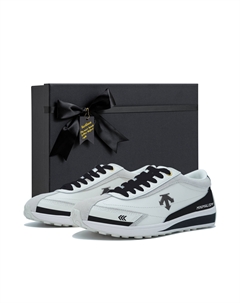 Кроссовки Cron Racer устойчивые к истиранию низкие повседневные Unisex Black White Descente