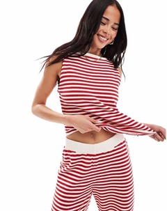 Вязаный топ с косым вырезом красного цвета Asos design