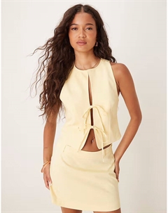 Жилет с завязкой спереди, светло-кремовый Asos design