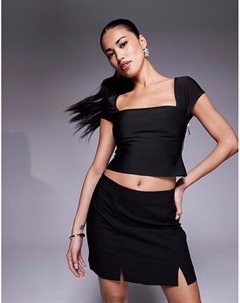 Мини-юбка классического кроя с разрезами черного цвета Asos design