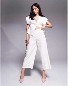 Льняные брюки-кюлоты цвета слоновой кости Asos design