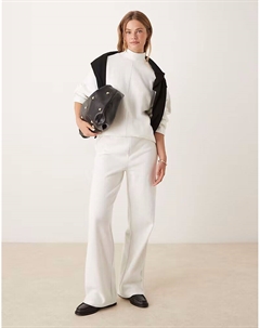 Зимние белые супермягкие спортивные брюки с широкими штанинами Asos design