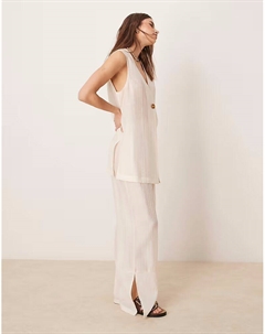 Широкие брюки из прозрачной фактурной ткани в оттенке белого цвета Asos design