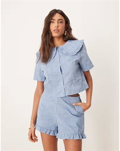 Шорты с оборкой и цветочной вышивкой, синие Asos design
