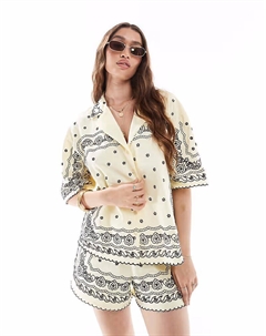 Рубашка Revere с вышитой банданой желтого цвета Asos design