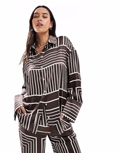 Атласная рубашка с широкими манжетами спереди и пуговицами в коричневом плиточном узоре 4th & reckless