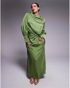 Платье макси Curve Twisted Front A-Line из атласа с золотой фурнитурой оливково-зеленого цвета Asos curve