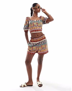 Короткие шорты с тропическим летним принтом в разноцветной расцветке Vero moda