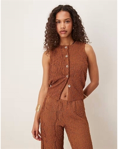 Текстурированный топ коричневого цвета Asos design
