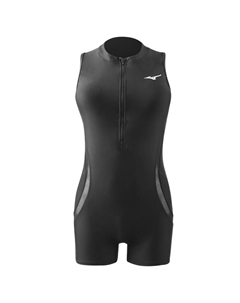 Купальник слитный One piece, черный Mizuno