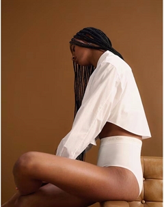 Бесшовные трусы-боксеры Shapewear с высокой талией белого цвета Calvin klein