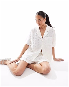 Рубашка с воротником-стойкой и вышивкой кремового цвета Asos design