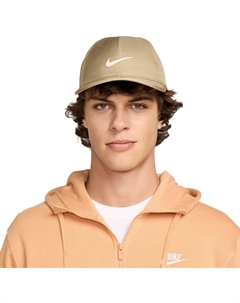 Мужская кепка Classic, Parachute Beige / Metallic Silver Nike