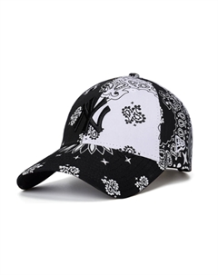 Бейсболка унисекс черная New era