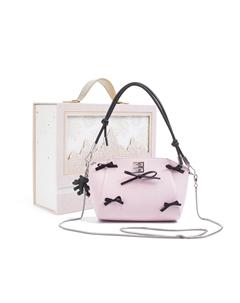 Косметичка женская Givenchy