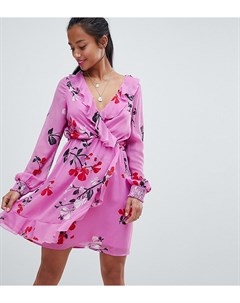 Розовое платье с цветочным принтом и запахом Vero moda petite