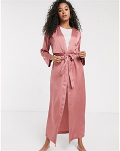 Розовый атласный халат с вышивкой Women'secret