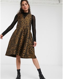 Приталенное платье без рукавов с леопардовым принтом Inwear