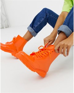 Неоново оранжевые резиновые сапоги со шнуровкой Asos design