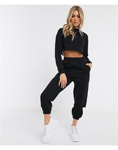 Спортивный костюм с короткими свитшотом и oversized джоггерами Asos design