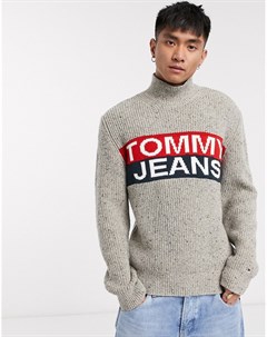 Кремовый вязаный джемпер с высоким воротником и логотипом Tommy jeans
