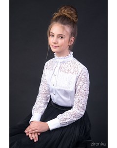 Блузка белого цвета с рюшем на воротничке Амалия Зиронька