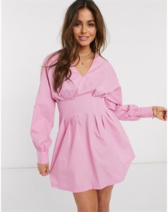 Розовое короткое приталенное платье Ivyrevel