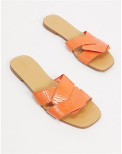 Оранжевые сандалии с отделкой под кожу крокодила Pimkie