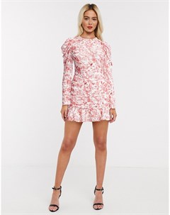 Короткое приталенное платье с розовым цветочным принтом x Lorna Luxe In the style